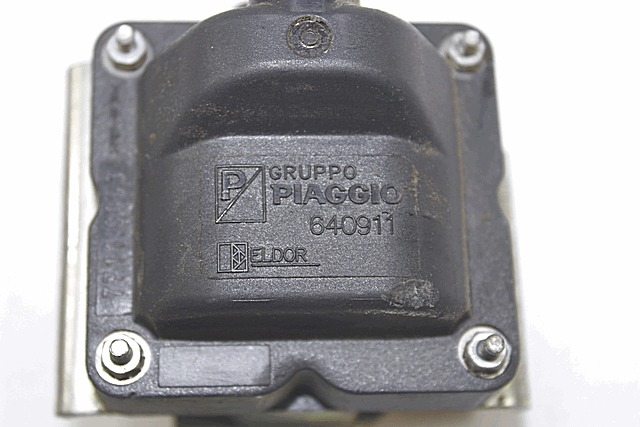 BOBINA ACCENSIONE ELDOR PIAGGIO VESPA GTS 300 IE SUPER 2008 - 2016 58120R IGNITION COIL