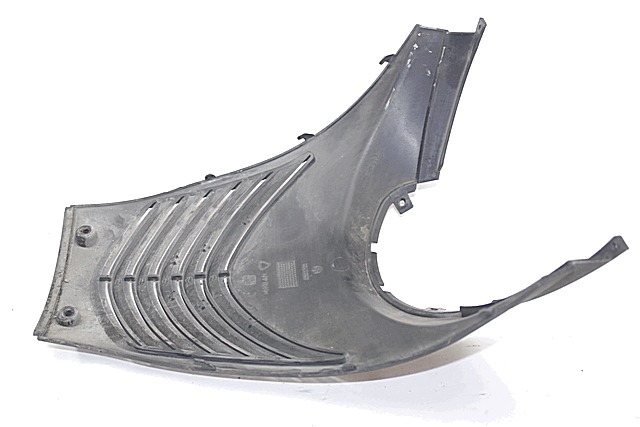 RIVESTIMENTO CENTRALE INFERIORE SELLA PIAGGIO CARNABY 200 2007 - 2011 653263000C UNDERSADDLE COVER