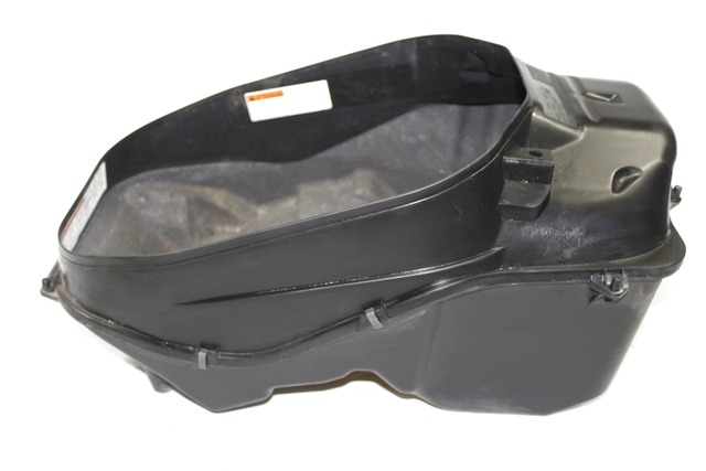 VASCA SOTTOSELLA PORTACASCO SUZUKI BURGMAN 650 EXECUTIVE 2006 - 2012 9221110G10 9222110G10 HELMET BOX