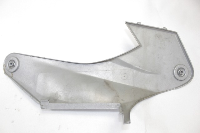 COVER SINISTRA TUNNEL CENTRALE PEDANA MALAGUTI MADISON 125 1999 - 2001 1-000-297-015 LEFT FOOTBOARD COVER LEGGERI GRAFFI