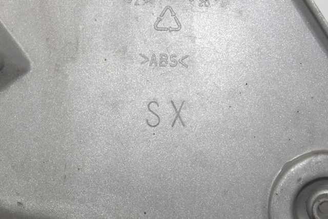 COVER SINISTRA TUNNEL CENTRALE PEDANA MALAGUTI MADISON 125 1999 - 2001 1-000-297-015 LEFT FOOTBOARD COVER LEGGERI GRAFFI