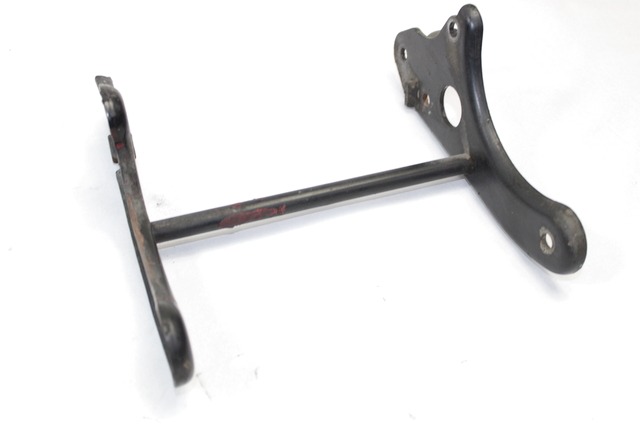 STAFFA SUPPORTO MOTORE MALAGUTI MADISON 125 1999 - 2001 1-000-300-337 ENGINE BRACKET