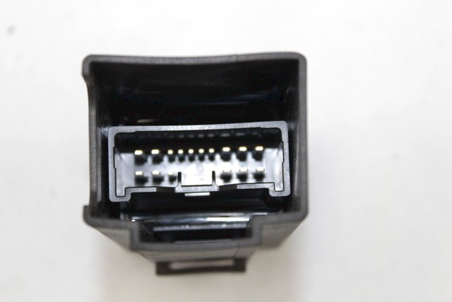 RELE POMPA CARBURANTE YAMAHA MT-07 TRACER 700 ABS 2016 - 2019 5VK819505000 FUEL PUMP RELAY
