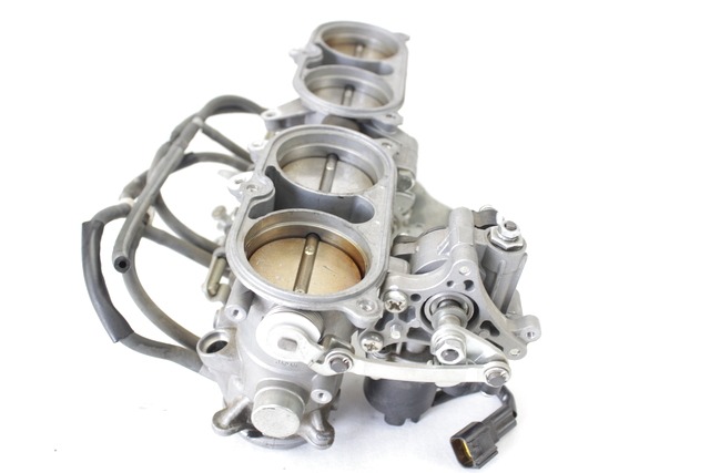 CORPO FARFALLATO YAMAHA FZ1 FAZER GT 1000 2006 - 2016 2D1137502000 THROTTLE BODY