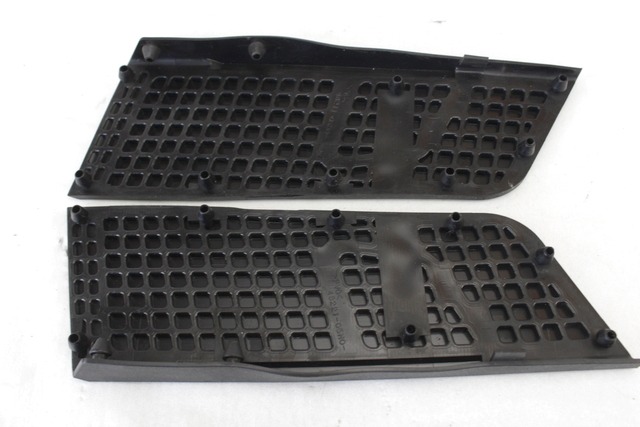 TAPPETINI PEDANE ANTERIORI SUZUKI BURGMANN AN 400 2008 - 2013 4821105H00291 4822105H00291 FRONT FOOTBOARDS MATS