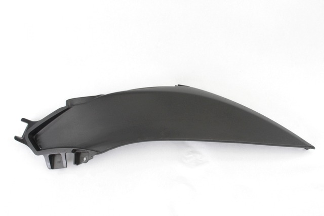 FIANCHETTO DESTRA INFERIORE SELLA YAMAHA TRICITY MW 125 2014 - 2017 2CMF17210000 RIGHT SIDE LOWER SEAT COVER