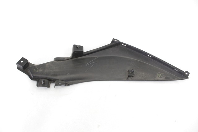 FIANCHETTO SINISTRA INFERIORE SELLA YAMAHA TRICITY MW 125 2014 - 2017 2CMF17110000 LEFT SIDE LOWER SEAT COVER