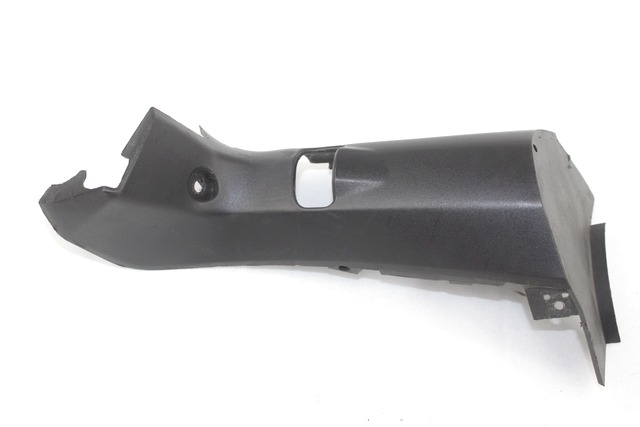 COVER DESTRA INFERIORE MANUBRIO SUZUKI BURGMAN AN 400 1999 - 2000 56321-14F20 RIGHT LOWER HANDLEBAR COVER