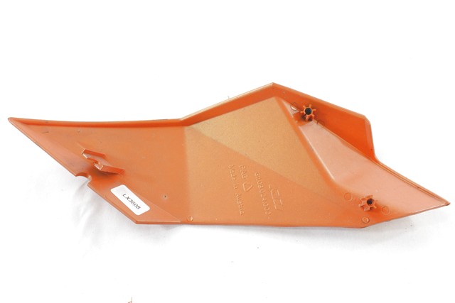 KTM 990 SUPER DUKE 6110800400074A COVER FARO ANTERIORE DESTRA 07 - 11 RIGHT HEADLIGHT COVER 61108004000 PICCOLO GRAFFIO