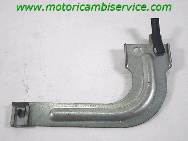 SUPPORTO INTERNO CARENA LATERALE DESTRA DERBI GPR 125  2009 -2015 1-000-040-986