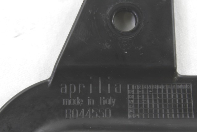 APRILIA TUONO 1100 V4 RR B044550 COVER TUBO BENZINA 17 - 18 FUEL PIPE COVER