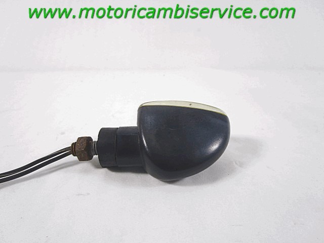 FRECCIA INDICATORE DI DIREZIONE DESTRA HONDA CBR 600 F4 2003-2005 RICAMBIO NON ORIGINALE