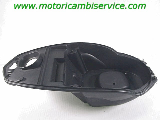 VANO PORTA CASCO PORTA OGGETTI PEUGEOT KISBEE 50 4t (2010 - 2017) 1-001-515-359 