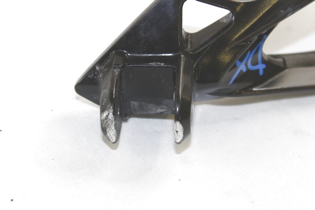 KAWASAKI NINJA ZX-6R 350630145W9 STAFFA PEDANA POSTERIORE DESTRA 07 - 08 REAR RIGHT FOOTREST HOLDER PICCOLI GRAFFI