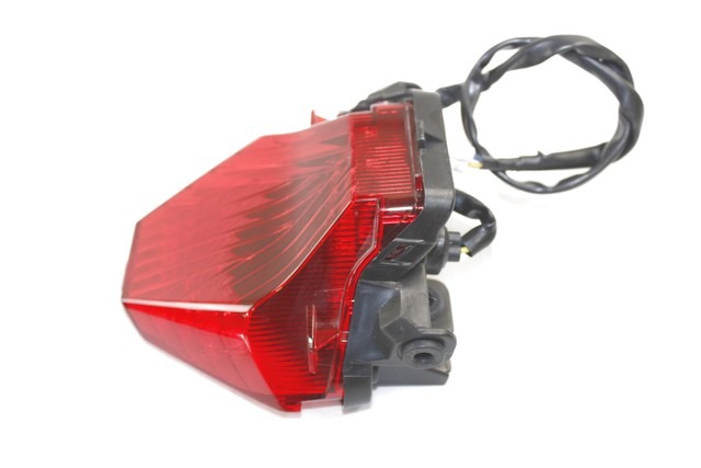 YAMAHA YZF R3 1WDH47100100 FARO POSTERIORE 15 - 18 TAILLIGHT