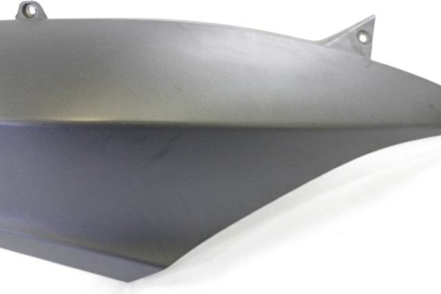 PIAGGIO MP3 YOURBAN 300 65738100EV CARENA POSTERIORE DESTRA 11 - 17 REAR RIGHT FAIRING LEGGERI SEGNI DI USURA