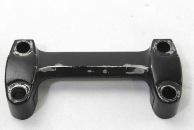 KAWASAKI Z 125 46012030821 CAVALLOTTO SUPPORTO MANUBRIO 19 - 21 HANDLEBAR HOLDER SEGNI DI USURA