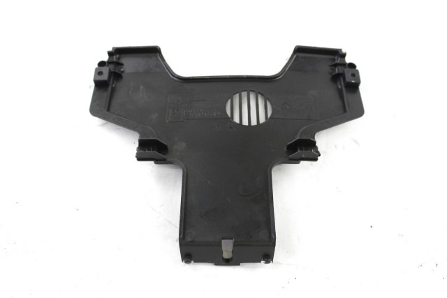 PIAGGIO MP3 300 HPE 672142 COVER CENTRALE PASSARUOTA INTERNO DAL 2019 WHEEL HOUSING COVER