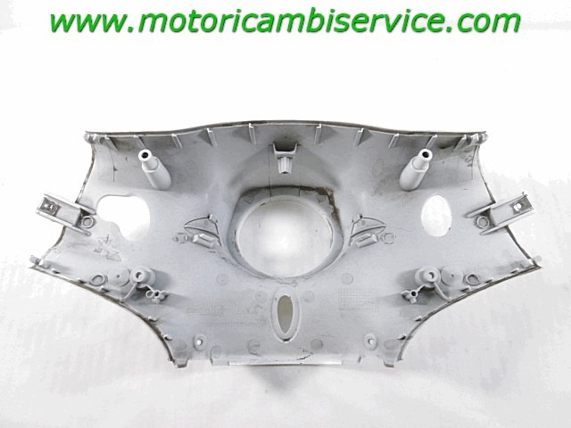 COPERTURA INFERIORE MANUBRIO PIAGGIO VESPA 125 PRIMAVERA 3V I.E (2013-2014) 67364700BR ROVINATA