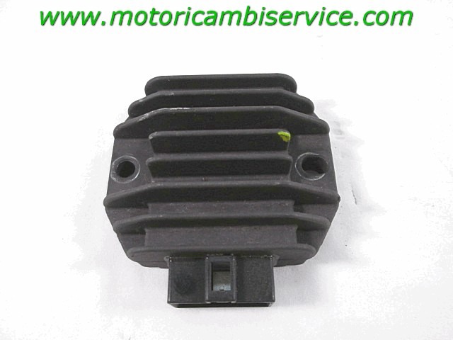 REGOLATORE DI TENSIONE PIAGGIO VESPA 125 PRIMAVERA 3V I.E (2013-2014) 58090R