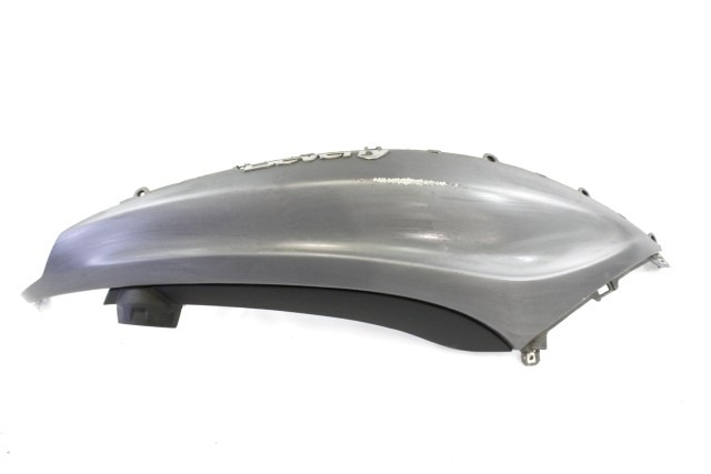 PIAGGIO BEVERLY 300 656354 CARENA POSTERIORE DESTRA 10 - 16 REAR RIGHT FAIRING CON GRAFFIO