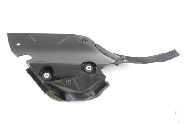 YAMAHA MT-09 1RC2174E0000 COVER INTERNA DESTRA RN29 13 - 16 RIGHT COVER STAY