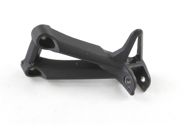 YAMAHA MT-09 1RC2741L0100 STAFFA PEDANA POSTERIORE SINISTRA RN29 13 - 16 REAR LEFT FOOTREST HOLDER LEGGERO GRAFFIO