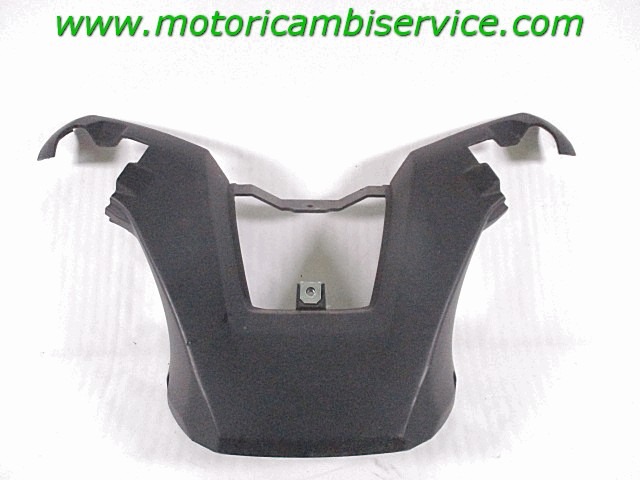 RIVESTIMENTO SUPERIORE MANUBRIO  BMW C 650 GT (2011-2015) 	46637725012