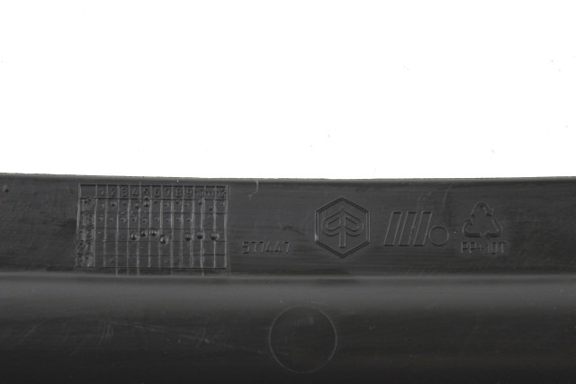 VESPA GTS 300 SUPERTECH HPE 577447 COVER PORTAOGGETTI RETROSCUDO 2020 GLOVE BOX INTERIOR COVER