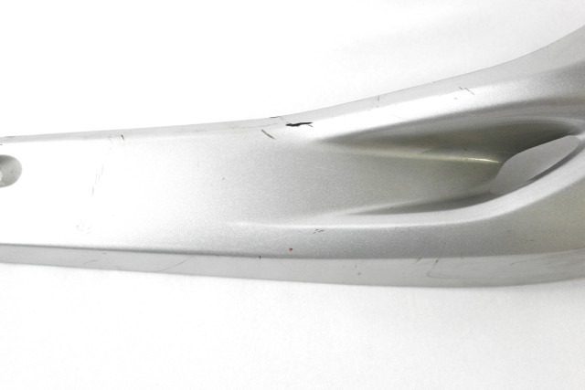 YAMAHA T-MAX 500 5GJ2172W0133 CARENA CENTRALE DESTRA XP500 04 - 07 LEFT SIDE FAIRING SEGNI DI USURA