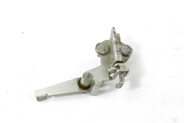 YAMAHA FZ1 2D1247800200 CHIUSURA SELLA ANTERIORE 06 - 16 FRONT SEAT LOCK