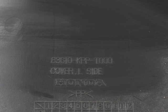 HONDA CBR 125 R 83610KPPT00 FIANCHETTO COVER SELLA SINISTRA JC50 07 - 17 LEFT SIDE COVER
