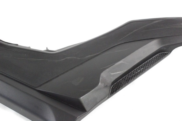 YAMAHA YZF R 125 B5GF17210000 FIANCHETTO SELLA DESTRA 19 - RIGHT SEAT COVER LEGGERI SEGNI DI USURA