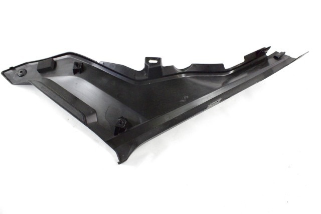 YAMAHA YZF R 125 B5GF17210000 FIANCHETTO SELLA DESTRA 19 - RIGHT SEAT COVER LEGGERI SEGNI DI USURA