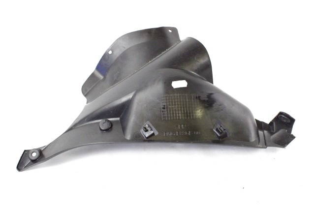 YAMAHA YZF R 125 B5GF836K0000 COVER INTERNA SINISTRA 19 - LEFT INNER COVER