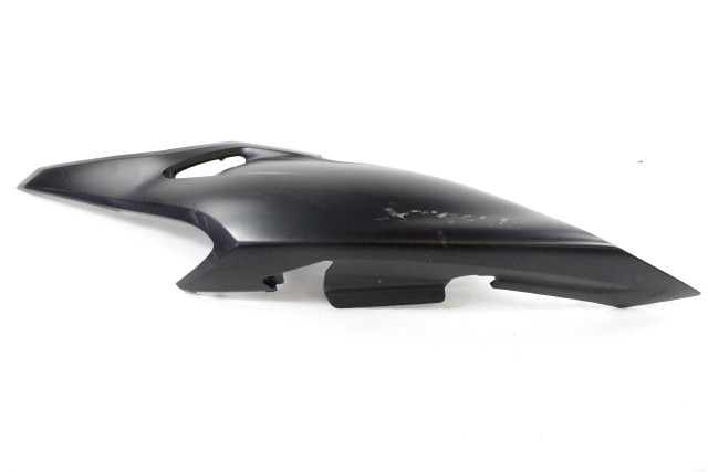 YAMAHA T-MAX 560 B7M2172100 CARENA POSTERIORE DESTRA 20 - 21 REAR RIGHT FAIRING ATTACCO DANNEGGIATO LEGGERI SEGNI DI USURA