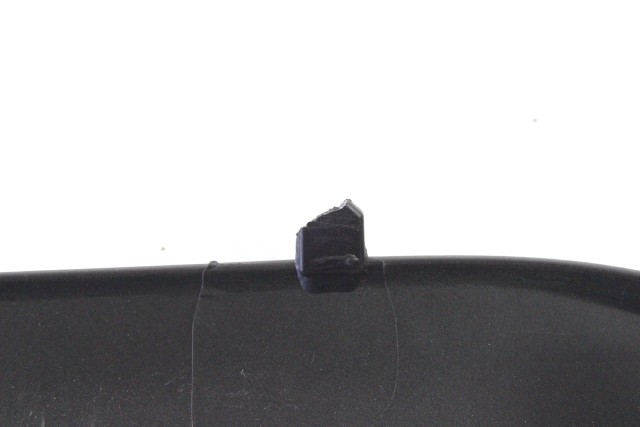 APRILIA TUONO 125 898875 CARENA FIANCHETTO POSTERIORE SINISTRA 17 - 20 LEFT SIDE REAR COVER 2B003719 LEGGERI GRAFFI ATTACCO DANNEGGIATO
