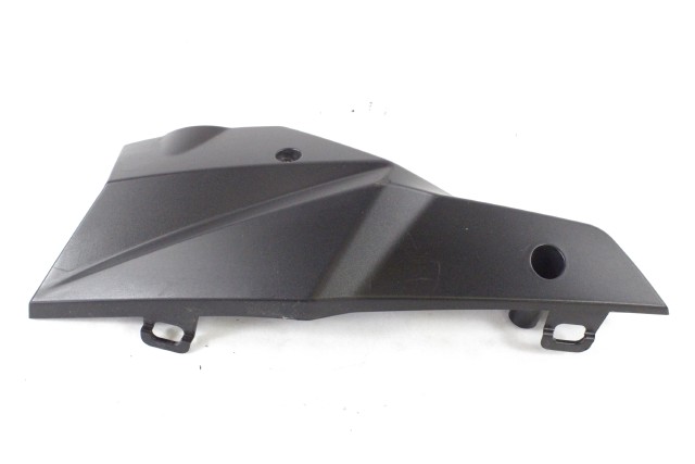 APRILIA TUONO 125 2B003675 PUNTALE COVER SINISTRA 17 - 20 LEFT LOWER COVER PICCOLO GRAFFIO