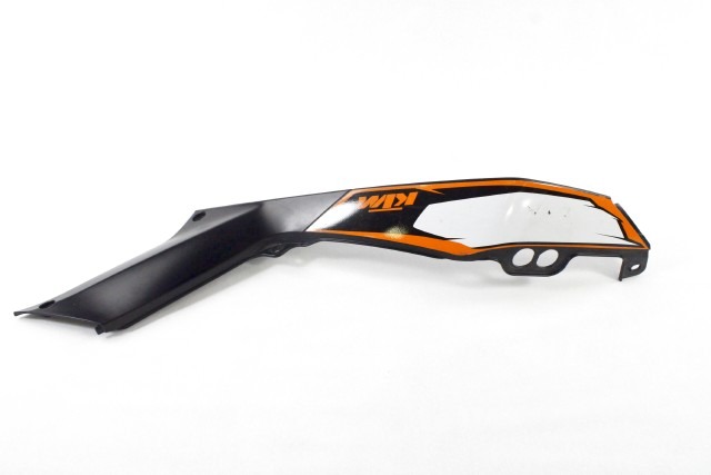 KTM 125 DUKE 9010804200047 CARENA POSTERIORE DESTRA 13 - 16 REAR RIGHT FAIRING 90108042000 ADESIVO GRAFFIATO