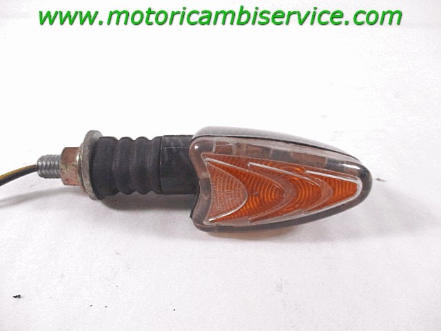 FRECCIA ANTERIORE DESTRA SUZUKI SV 650 (1999 -2002) RICAMBIO NON ORIGINALE