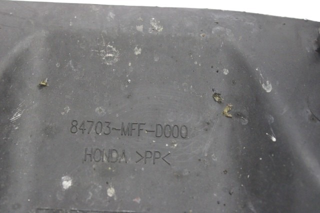 HONDA TRANSALP XL700V 84703MFFD00 PARAFANGO POSTERIORE RD15 07 - 13 REAR MUDGUARD