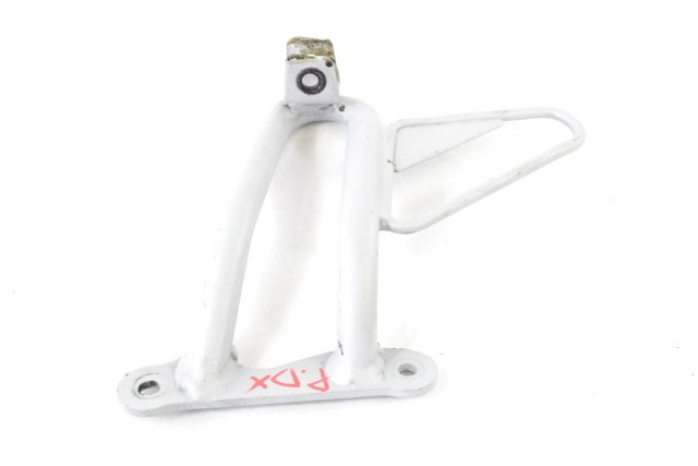 HONDA TRANSALP XL700V 50711MFFD00 STAFFA PEDANA POSTERIORE DESTRA RD15 07 - 13 REAR RIGHT FOOTREST HOLDER RIVERNICIATA SEGNI DI USURA