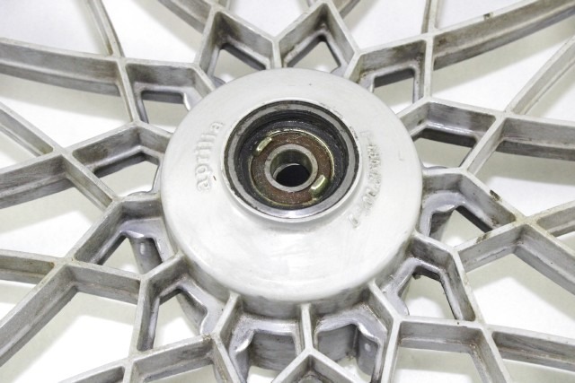 APRILIA RED ROSE 125 AP8108329 CERCHIO RUOTA ANTERIORE 1,85X19 88 - 95 FRONT WHEEL SEGNI DI USURA
