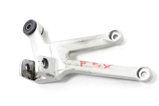 APRILIA RSV TUONO 1000 R AP8146566 STAFFA PEDANA POSTERIORE DESTRA 06 - 10 REAR RIGHT FOOTREST HOLDER 