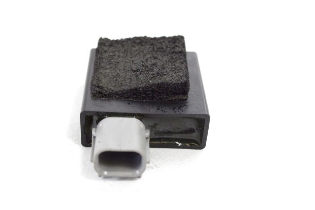HONDA CBR 650 R PRESA ELETTRICA AUSILIARIA RH01 21 - 23 PLUG IN SOCKET