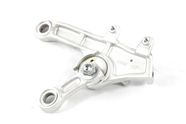 MV AGUSTA BRUTALE 1090 RR 8000B5746 STAFFA PEDANA ANTERIORE DESTRA 09 - 11 FRONT RIGHT FOOTREST HOLDER 