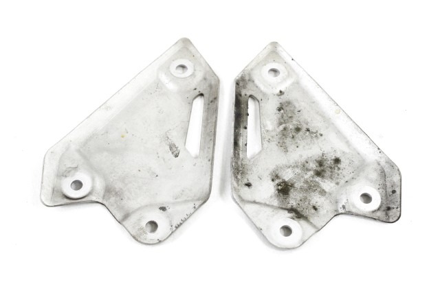 KAWASAKI Z 900 550201962 550201963 COPPIA PARATACCO BATTITACCO ZR900D A2 35KW 2019 HEEL GUARD PAIR