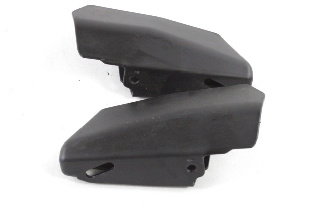 PIAGGIO X8 250 CM024201 CM024202 COVER CERNIERE PORTAOGGETTI POSTERIORE (2006) REAR BOOT DOOR HINGE COVERS