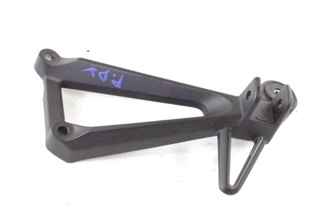 YAMAHA MT-03 1WDF744001 STAFFA PEDANA POSTERIORE DESTRA RH21 20 - 23 REAR RIGHT FOOTREST HOLDER