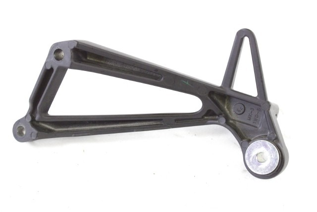 YAMAHA MT-03 1WDF744001 STAFFA PEDANA POSTERIORE DESTRA RH21 20 - 23 REAR RIGHT FOOTREST HOLDER